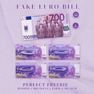Puede incluir: Una colección de billetes de fantasía en tonos morados con las etiquetas FAKE EURO BILL y 700 EURO. Los diseños muestran a un grupo de siete personas con traje, ilustraciones de estadios, los textos JULY 2026, JUNE 2026 y las ciudades Madrid, Brussels, Paris, Munich.