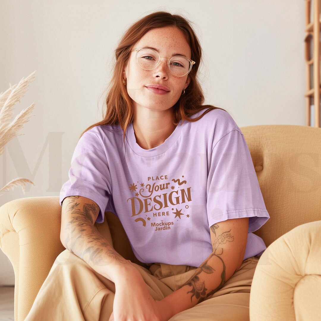 Orchid Comfort Colors 1717 T-shirt Mockup | Boho Indoor Model (JPG