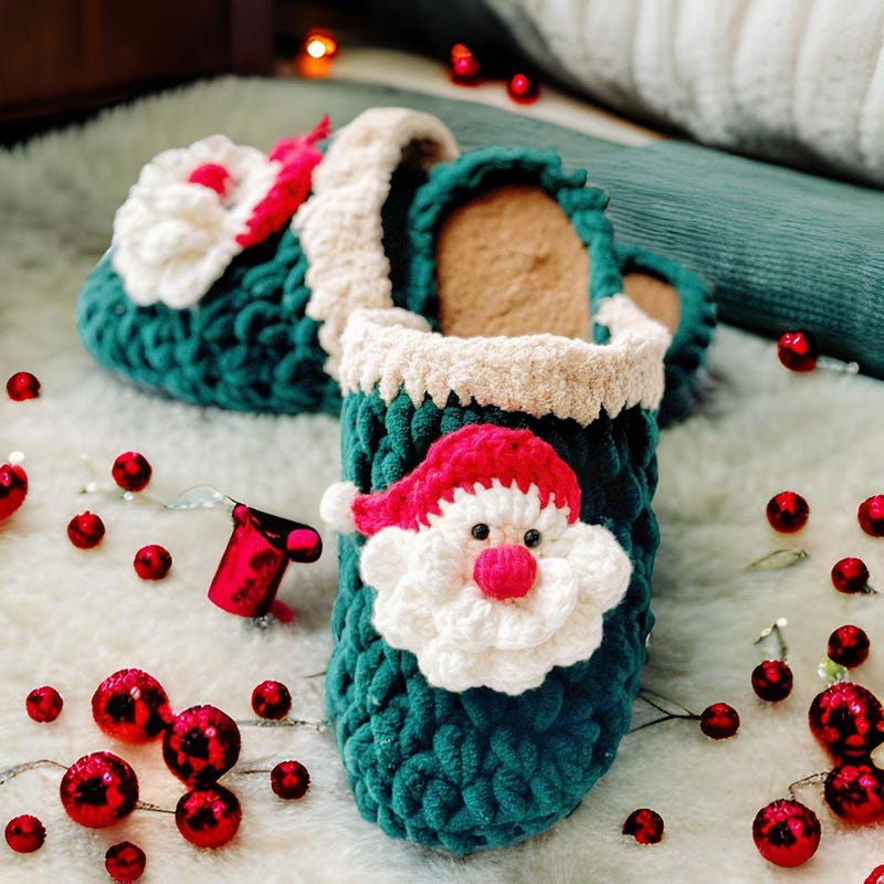 Christmas Pattern Print Premium Home Slippers main image 0
