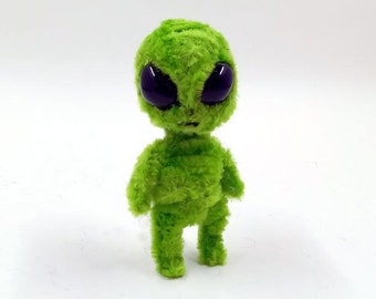 Fuzzy Figures: Green Martian