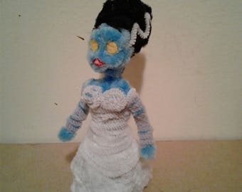 Fuzzy Figures: Bride