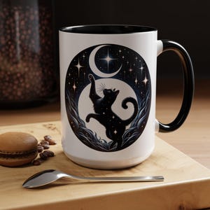星月夜黒猫マグカップ：天体ゴシックコーヒーカップ