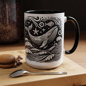 クジラのリノプリントコーヒーマグ、海洋テーマのセラミックティーカップ、航海デザインのホットココアマグ、海洋生物愛好家へのギフト、水中生物