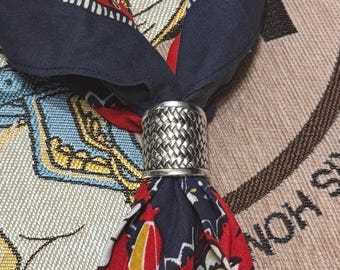 Vintage Silver tone Woven Alloy Scarf Ring, Braided Bandana Slide, Western Woggle Scarf Clip, Minimalist Neckwear Accessory, Gift for Him