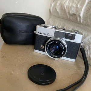 Vintage Konica C35 Flash Matic 35mm Rangefinder Film Camera Japan with Case