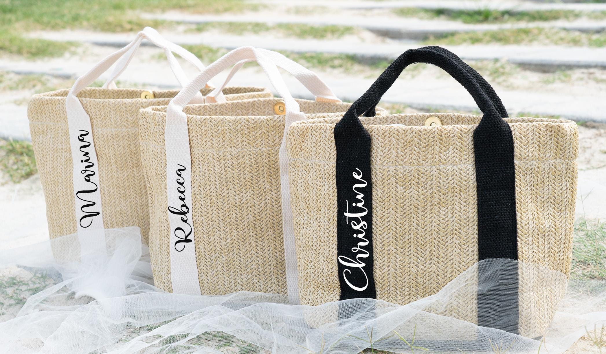 Custom Straw Beach Tote,Bridesmaid Gift Bag with Name,Personalized Bachelorette Bag, Bridal Shower Tote,Summer Wedding Gift Bag