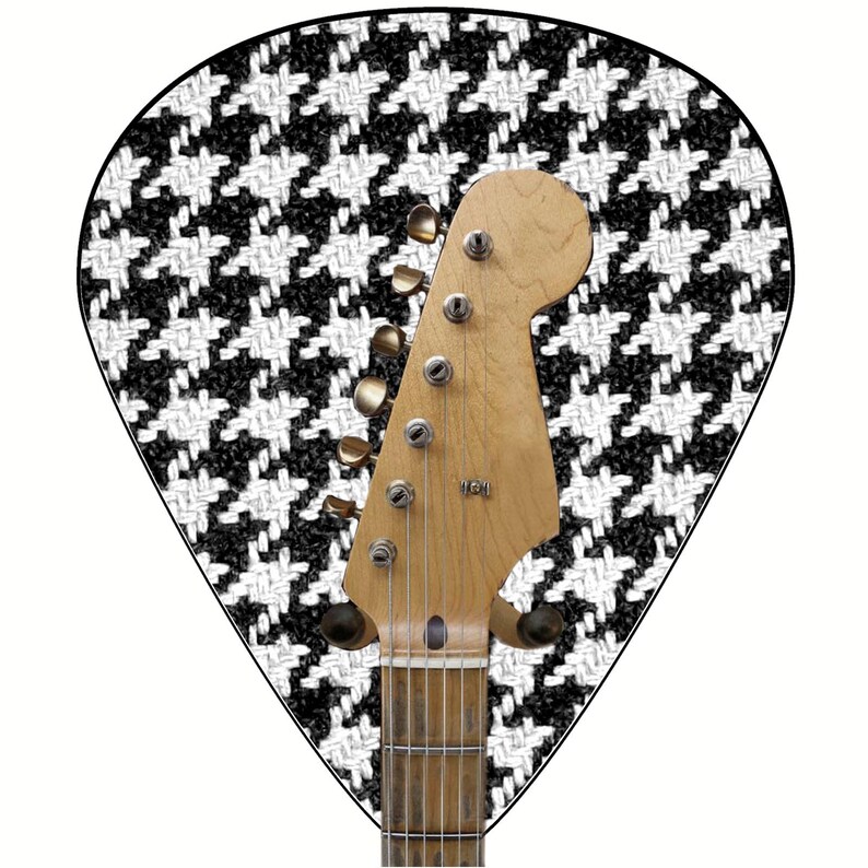 Axetreme Guitar Pick Wall Hanger String Swing Hanger Included Vintage Houndstooth Look Made In The Usa