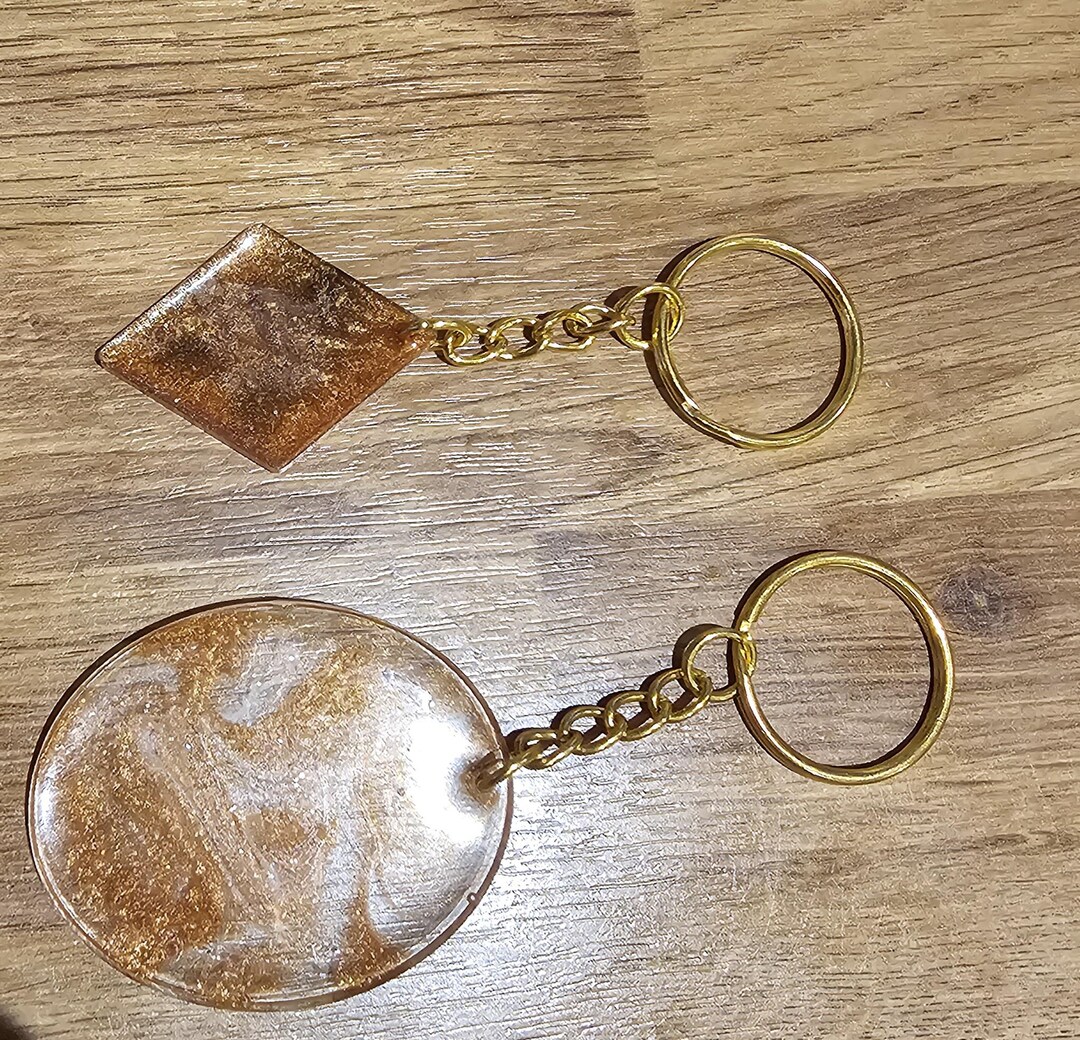 Geometric Key Ring Handmade Gold Leaf & Amber Resin Keychain | Marbled Geometric Keyring ...