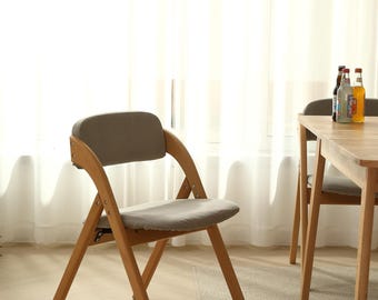 Solid Wood Folding Chair: Ergonomic Padded Seat