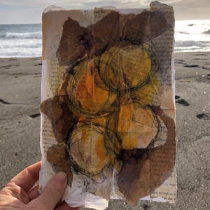 Pittura artistica originale arte astratta arte espressiva collage di tecniche miste piccolo dipinto su carta opera d'arte fatta a mano Energy Art Azzorre cerchi gialli
