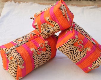 Quilted Cotton Makeup Bag, Vibrant Jungle Print Cosmetic Pouch, Travel Organizer Kit