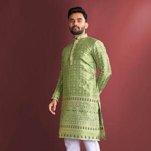 Amboj Work Kurta avec bordure Daaman | Pyjama épais en soie et coton J-Card | Vêtements ethniques traditionnels pour hommes