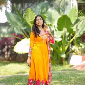 Kalamkari Cotton Gown with Embroidery & Dupatta (M-2XL)