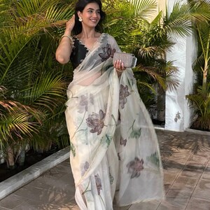 Organza Silk Saree: Handwork Khatli Border, Flower Print Blouse
