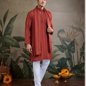 Cotton Kurta Set with Dupatta: Men&#39;s Traditional Wear
