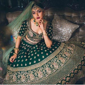 Embroidered Green Lehenga Set: Satin & Net Dupatta, Free Size