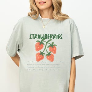 Comfort Colors Strawberry Shirt, Strawberry Lovers Shirt, Cute Fruit Shirt, Retro Strawberry T-Shirt, Vintage Cottagecore Strawberry Shirt