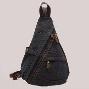 Sac à bandoulière en toile militaire multi-poches des années 90 d'inspiration japonaise pour l'an 2000 en noir