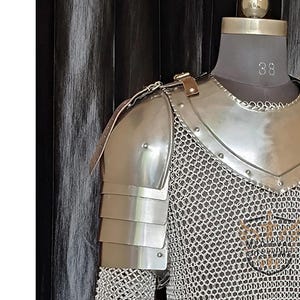 Ensemble de gorges et d'escarpins fabriqués à la main en acier doux : armure de chevalier pour GN Renaissance Renfaire - Halloween