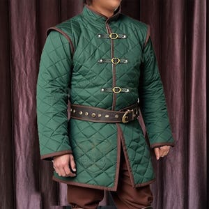 Medeltida Gambeson: Bruna Kanter, Hela Ärmar - Renfaire Vadderad Rustning - Halloweenkostym