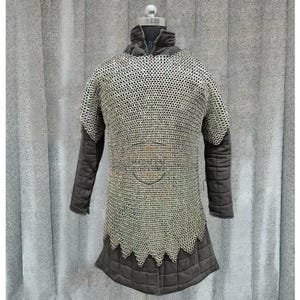 Chainmail Shirt, MAS-096 9MM Flat Ring Dome Riveted Half Sleeves Maille Shirt, Father&#39;s day Gifts