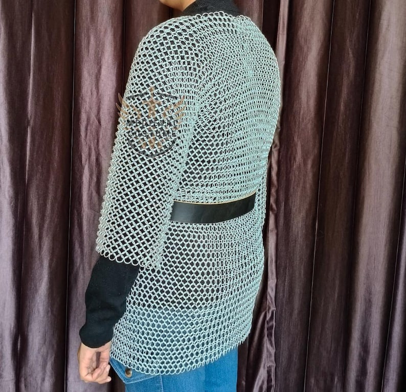 Full back view of a 10mm round ring aluminum chainmail shirt for theater and movie props.