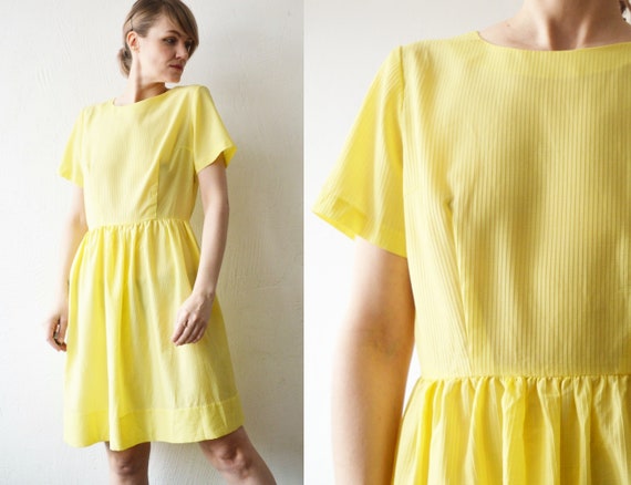 50s 60s Mary of Sweden pastel yellow semi sheer f… - image 1