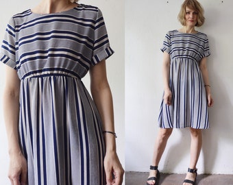 Vintage white blue striped summer dress - large