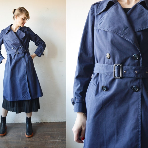 Trench-coat à double boutonnage classique bleu marine vintage des années 70. manteau de printemps femme - grand, xl
