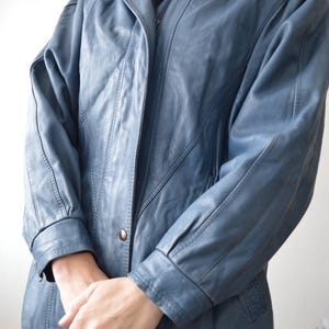 80s slouch distressed blue leather jacket - M image 9