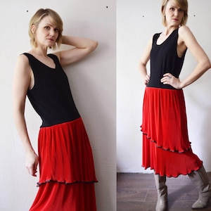 80er Jahre Avantgarde schwarz-rotes plissiertes ärmelloses Partykleid - Large, XL