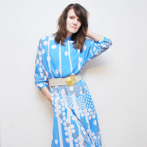 SALE...70s pastel blue CIRCLES print dress with CINCH belt - medium, large