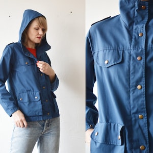 70s blue light hiking jacket. hooded windbreaker - unisex - small to medium