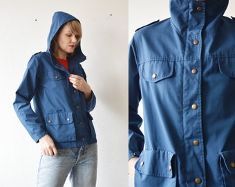 Chaqueta de senderismo azul claro de los años 70. cazadora con capucha - unisex - pequeño a mediano