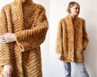 70s 80s golden beige textured shearling swing coat - large