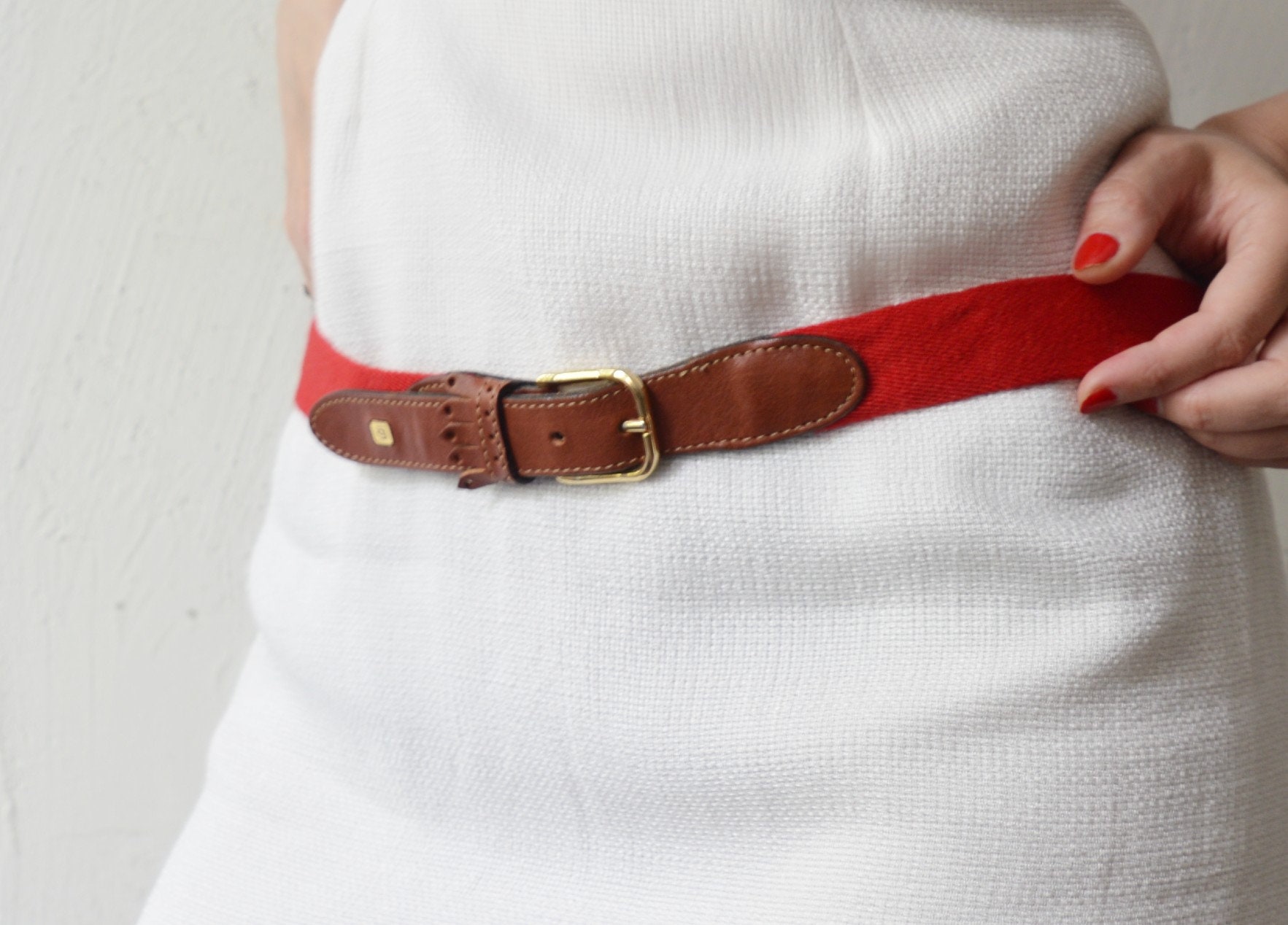 Guy Laroche France Vintage Red Leather Belt Colorful Stitching Size 28 Guy Laroche Vintage Red Leather w/ Butterfly Pattern Belt  main image 2
