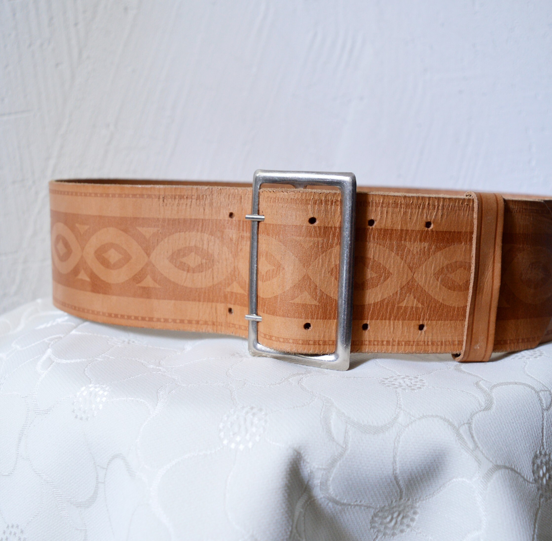 70s Western Tan Tooled Leather Wide Waist Belt With Metal 