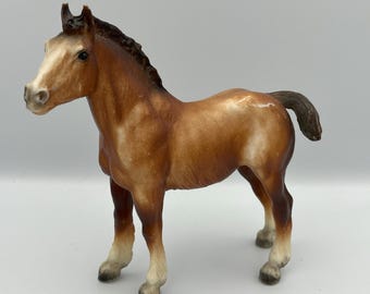 Zabytkowe źrebię rasy Breyer Clydesdale nr 84 (1969–1989)