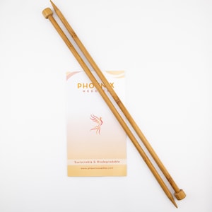 Aguja de tejer de bambú Phoenix Gold de 12"