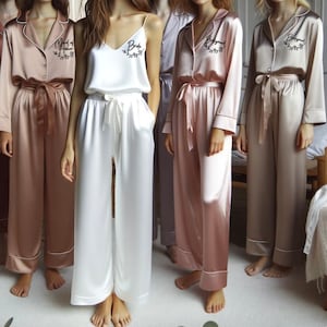 Personalized Bridesmaid Pjs - Over 65 colors available - Satin Pjs - Any Custom color possible - Sizes Xsmall-4XL - Mismatched Sets