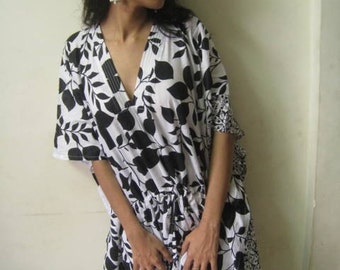 White and Black Leafy Kaftan - Perfect gift for her