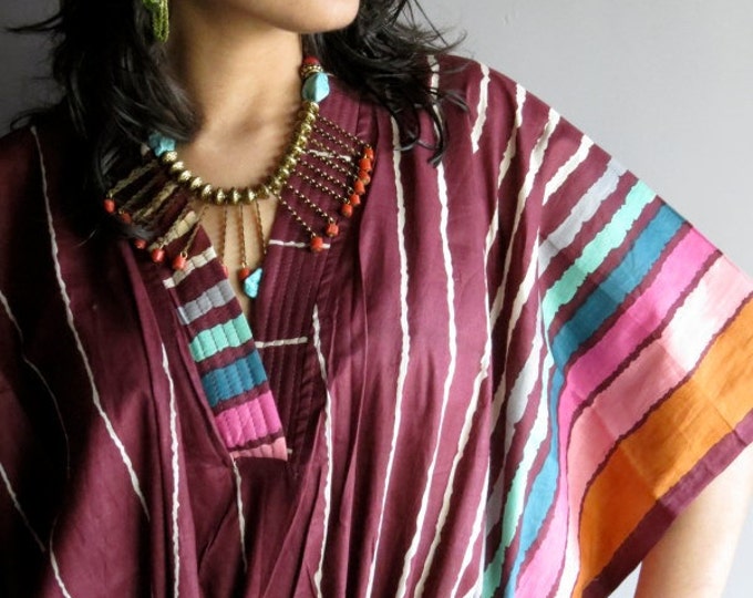 Dorrah Kaftan in Burgundy