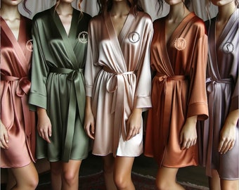 Personalized Boho Wreath Bridesmaid Robes | Over 35 colors available | Unlimited Customization: Color/Design/Size | Bridal Party Satin Robes