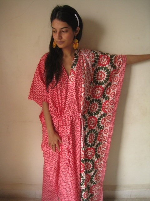 Sakura Kaftan