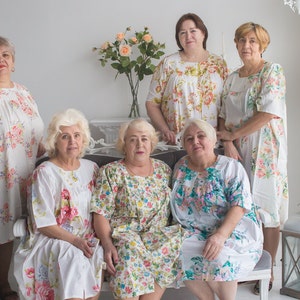 White Button-Front Gathered Yoke Housecoat for Elderly People