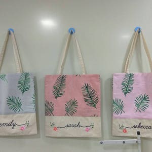 Tropical Tote Bags, Bridesmaids Tote bags, Bridesmaids gifts, Bridal Party gift, Wedding Tote Bags, Monogrammed Tote Bags, Bridesmaids Totes