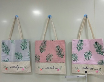 Tropical Tote Bags, Bridesmaids Tote bags, Bridesmaids gifts, Bridal Party gift, Wedding Tote Bags, Monogrammed Tote Bags, Bridesmaids Totes