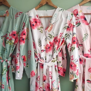 Poppy Fields - Hand-drawn Watercolor Bright Red Flowers Pattern  - Robes / Pjs / Rompers - Bridesmaids Getting Ready Outfits