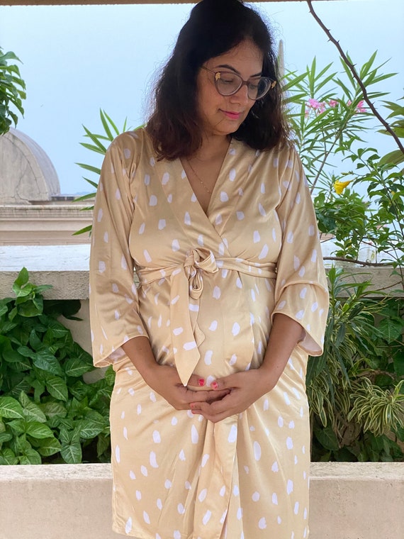 Cotton Aaram Feed Gray Printed Feeding Gown, Three fourth sleeve at Rs  1199/piece in Bengaluru