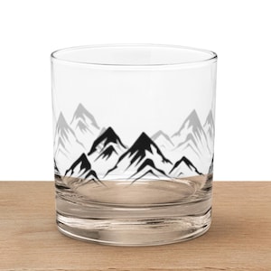 Mountain Rocks glass, Engraved Whiskey Glass with Bold Mountain Range Design, Perfect Gift for Nature Lovers, Outdoorsy Whiskey Glass